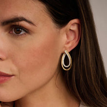 Load image into Gallery viewer, Organic Zirconia Earrings