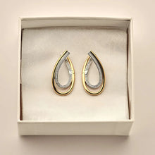 Load image into Gallery viewer, Organic Zirconia Earrings