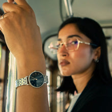 Load image into Gallery viewer, Petite Lumine Bezel 5-Link Arctic S