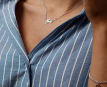 Load image into Gallery viewer, Grá Necklace