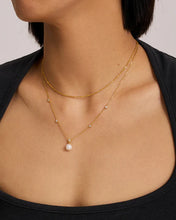 Load image into Gallery viewer, Gold Bezel-Set Station Necklace with Shell Pearl Pendant