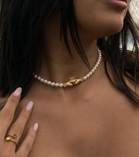 Load image into Gallery viewer, Claddagh Pearl Necklace