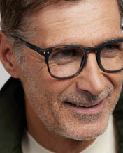 Load image into Gallery viewer, Tortoise Reading Glasses E