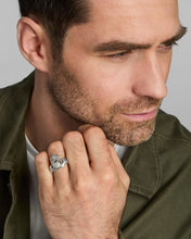 Load image into Gallery viewer, Mens Celtic Claddagh Ring