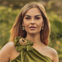 Load image into Gallery viewer, Swirl Brooch