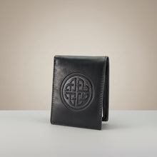 Load image into Gallery viewer, Conan Knot Black Leather Wallet
