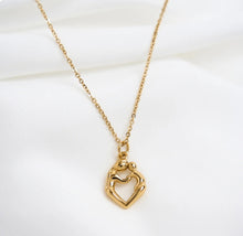 Load image into Gallery viewer, Mother &amp; Child Heart Necklace

