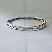 Load image into Gallery viewer, Zirconia Crossover Bangle
