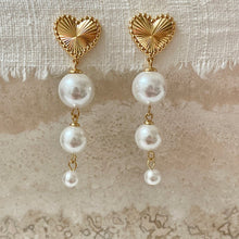 Load image into Gallery viewer, 24Kae earrings with heart and pearls
