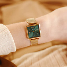 Load image into Gallery viewer, Amalys Suzette
