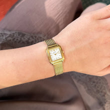 Load image into Gallery viewer, Cluse Gracieuse Mini Watch Gold Tone
