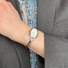 Load image into Gallery viewer, L'Ovale Watch Steel

