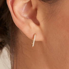 Load image into Gallery viewer, Gold Glam Oval Hoop Earrings
