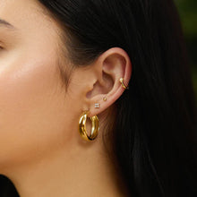 Load image into Gallery viewer, Gold Four-Petal Stud Earrings
