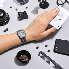 Load image into Gallery viewer, Casio Watch vintage style
