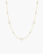Load image into Gallery viewer, Gold Alternating Shell Pearl Station Necklace
