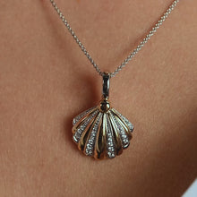 Load and play video in Gallery viewer, Shell Necklace with pendant
