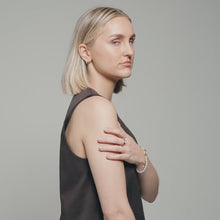 Load and play video in Gallery viewer, TI SENTO Earrings
