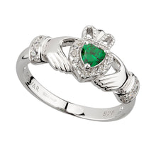 Load image into Gallery viewer, GREEN CUBIC ZIRCONIA SILVER CLADDAGH RING
