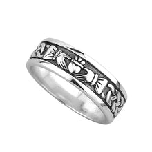 Load image into Gallery viewer, Gents Oxidised Silver Claddagh Band

