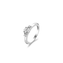 Load image into Gallery viewer, Ti Sento 3 Stone Ring
