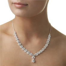 Load image into Gallery viewer, Vintage Clear Stone Necklace
