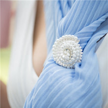 Load image into Gallery viewer, Vintage Brooch with Pearl Stone Settings
