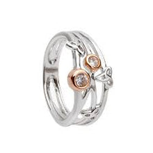Load image into Gallery viewer, Sterling Silver Rose Gold Trinity Twist Ring,
